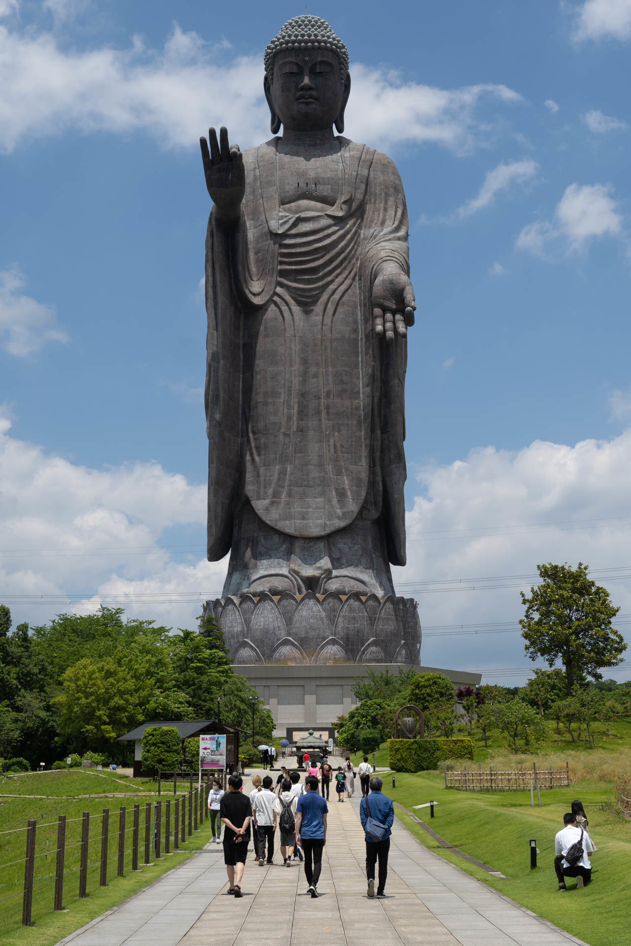 大仏 牛久大仏: カメラ専用機で撮り歩き